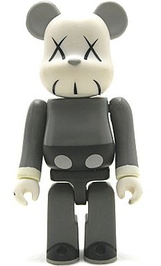 KAWS Companion - Artist Be@rbrick Series 4 figure by Kaws, produced by Medicom Toy. Front view.