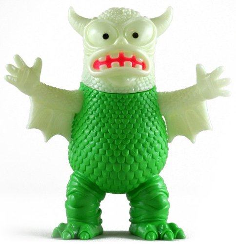 Greasebat - Aurora Mixed Glow figure by Jeff Lamm, produced by Monster Worship. Front view.