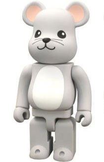 Hong Kong Exclusive Year of Mouse Be@rbrick 400% figure, produced by Medicom Toy. Front view.