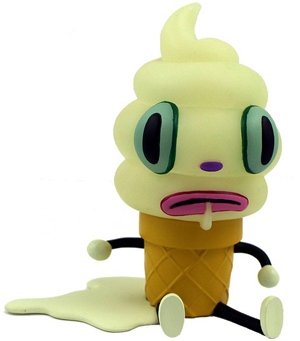 Creamy GID (SDDC version) figure by Gary Baseman, produced by 3D Retro. Front view.