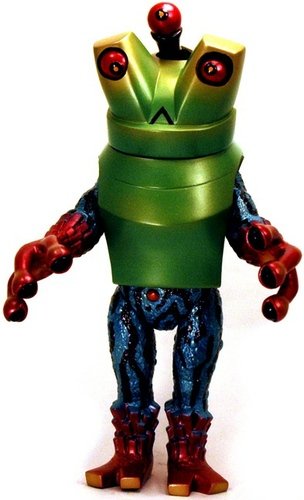 Alien Argus in Frog Disguise  figure by P.P.Pudding (Gen Kitajima). Front view.