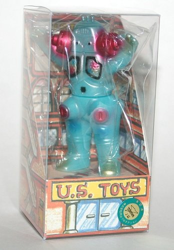 King Joe figure, produced by Us Toys. Front view.