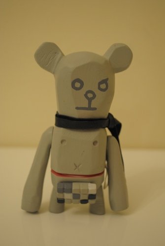 The Bear figure by Michael Lau, produced by Crazysmiles. Front view.