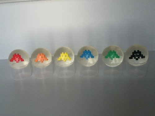 Speedball (set) figure by Space Invader. Front view.