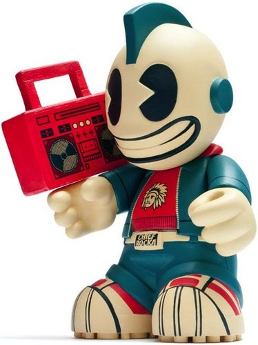 Spirit of ’84 figure by Patrick Wong. Front view.