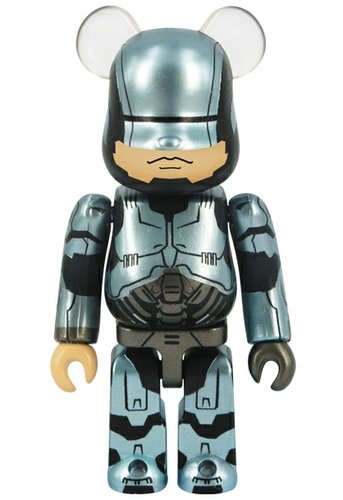 RoboCop 1.0 Armor - SF Be@rbrick Series 27 figure, produced by Medicom Toy. Front view.