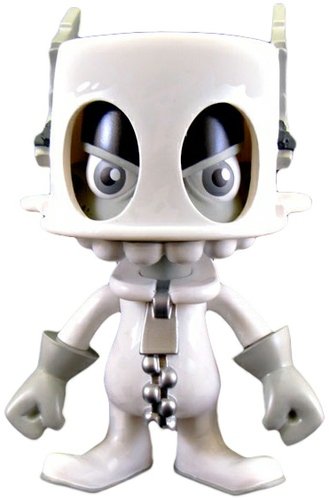 Mork - Morksta  figure by Jeremy Madl (Mad), produced by Pobber. Front view.