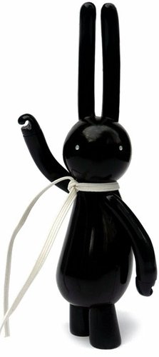 Petit Lapin - Beijing Olympics figure by Mr. Clement. Front view.