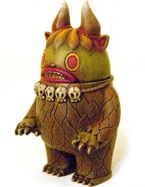 Garuru figure by Valleydweller. Front view.