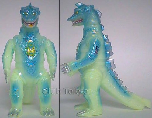 MechaGodzilla 1975 Mandrake Painted Glow Event Exclusive figure by Yuji Nishimura, produced by M1Go. Front view.