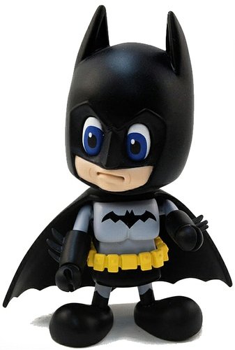 Batman (Modern) figure by Dc Comics, produced by Hot Toys. Front view.