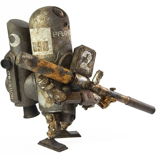 WRp Armstrong Floyd OG figure by Ashley Wood, produced by Threea. Front view.