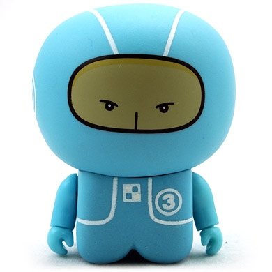 Blue Perp Unipo figure by Unklbrand, produced by Unklbrand. Front view.