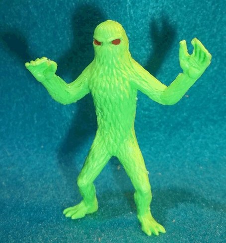 Mini Lurker  figure by Skinner, produced by Color Ink Book. Front view.