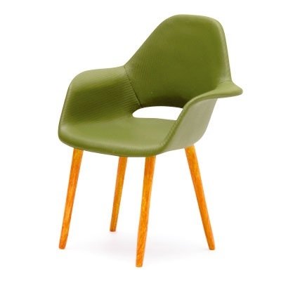 Organic Chair figure by Eames/Eero Saarinen, produced by Reac Japan. Front view.