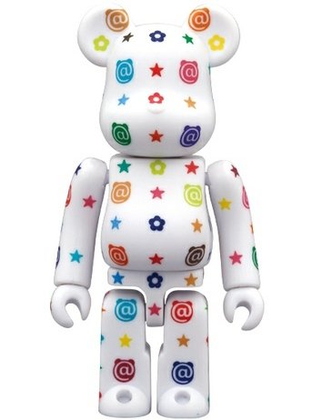 Medicom Toy 15th Anniversary Be@rbrick 100% figure, produced by Medicom Toy. Front view.