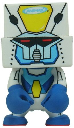 Mechbot Animax figure, produced by Play Imaginative. Front view.