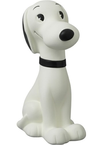 Snoopy - Peanuts Vintage Ver. VCD No.211 figure by Charles M. Schulz, produced by Medicom Toy. Front view.