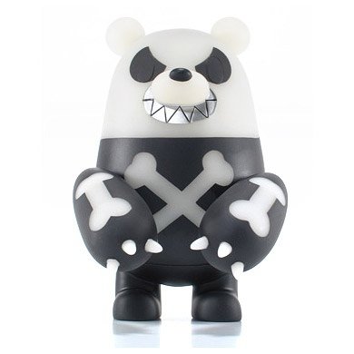 Aniballoon Bone Bear figure by Touma, produced by Wonderwall. Front view.