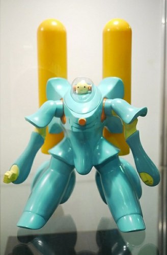 TangoTower figure by United Planet (Mak Siu Fung&Colan Ho), produced by Kinoss International. Front view.