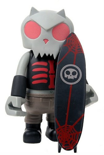 Surfer Devil Toyer figure by Toy2R, produced by Toy2R. Front view.