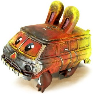 Hot Deth Bunnyvan figure by Leecifer, produced by Strangeco. Front view.