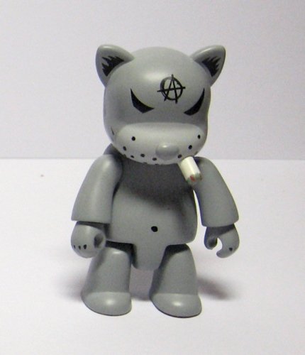 Anarchy Cat figure by Frank Kozik, produced by Toy2R. Front view.