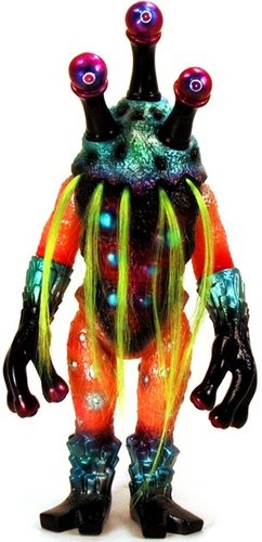 Alien Argus Custom figure by Lash. Front view.