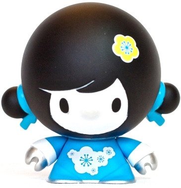 Baby Mei Mei - Blue  figure by Veggiesomething (James Liu), produced by Crazy Label. Front view.