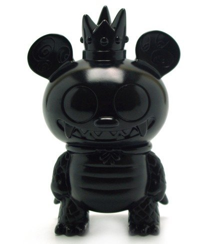 Monster Bossy Bear - Black Unpainted figure by David Horvath, produced by Toy2R. Front view.