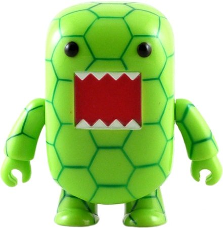 Turtle Domo Qee figure by Dark Horse Comics, produced by Toy2R. Front view.