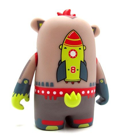 Mega-Mole  figure by Dgph, produced by Adfunture. Back view.