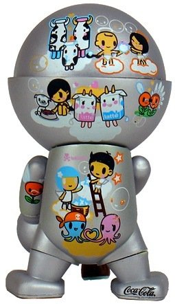 Trexi Bollicina figure by Simone Legno (Tokidoki), produced by Play Imaginative. Back view.