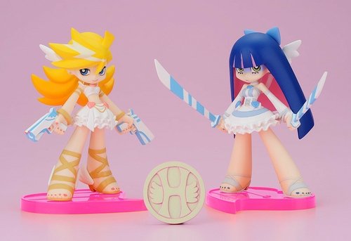 Twin Pack+ : Panty & Stocking with Heaven Coin - Angel ver. figure, produced by Good Smile Company. Front view.