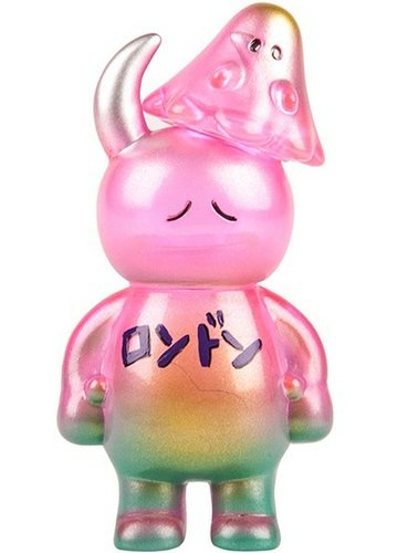 Uamou x Rampage - ToyConUK, The Hang Gang Exclusive figure by Jon Malmstedt. Front view.