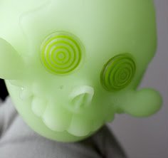Trouble Boys S00? [NKD] GID figure by Brandt Peters X Ferg, produced by Playge. Detail view.