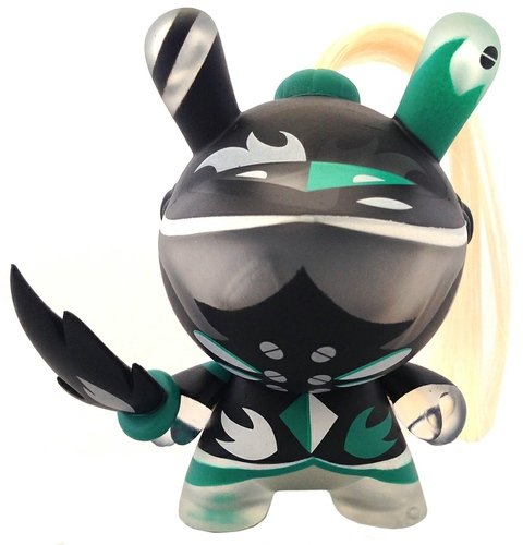 (Untitled) figure by Patricio Oliver (Po!), produced by Kidrobot. Front view.