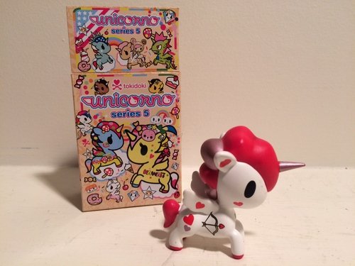 Valentino figure by Simone Legno (Tokidoki), produced by Tokidoki. Front view.