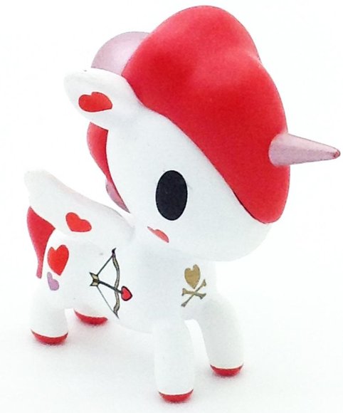 Valentino figure by Simone Legno (Tokidoki), produced by Tokidoki. Front view.