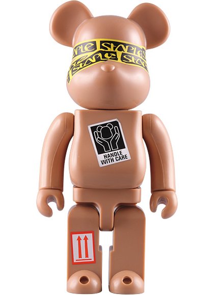 Stpl Box Be@rbrick 400% figure by Jeff Staple (Staple Design), produced by Medicom Toy. Front view.