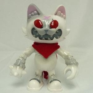 Wananeko figure by Javier Jiminez. Front view.
