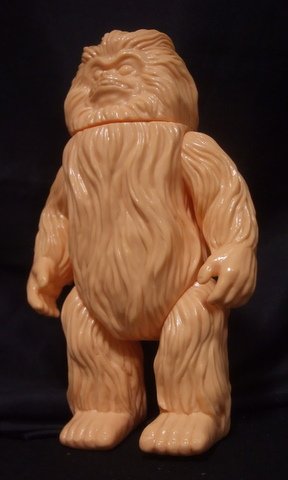 Woo (ウー) figure by Yuji Nishimura, produced by M1Go. Front view.