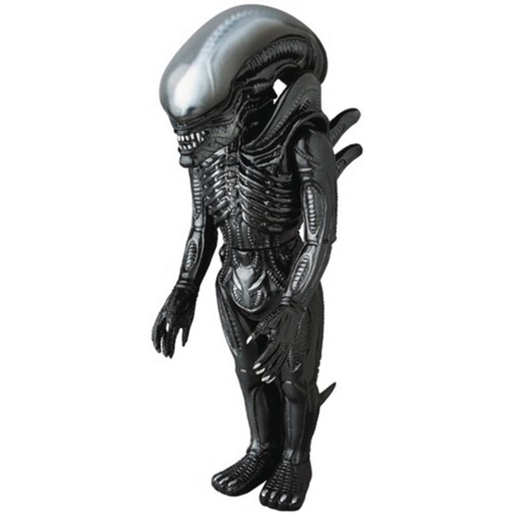 Xenomorph figure, produced by Medicom X Marmit. Front view.