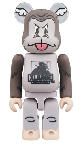 XLARGE × D*Face BROWN BE@RBRICK 100% figure, produced by Medicom Toy. Front view.