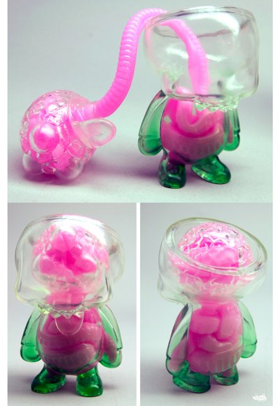 Young Gohst - I Got Worms, SDCC 2013 figure by Ferg X Grody Shogun. Back view.