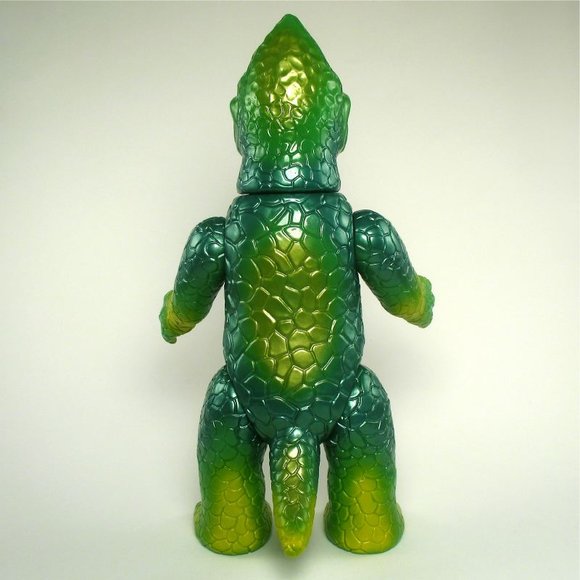 Zagoran - Green, Metallic Green figure by Naoya Ikeda. Back view.