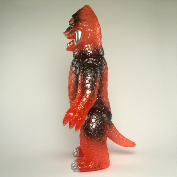 Zagoran (Guts) - Clear Red, Metallic Black, GID (Guts) figure by Kiyoka Ikeda. Side view.